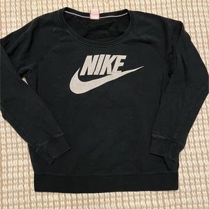 Nike scoop neck